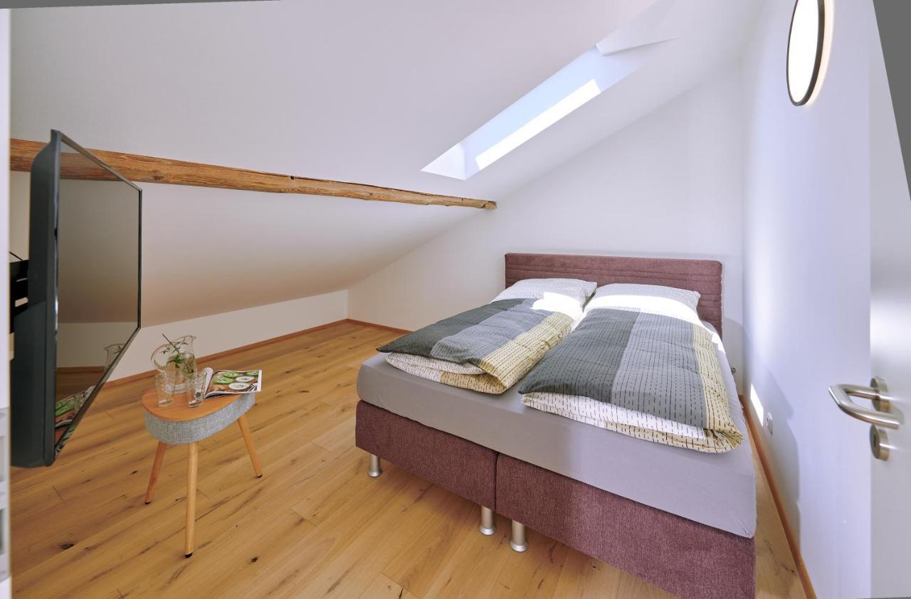 Ferienwohnung Tittmoning Zwischen Salzburg Und Burghausen Exterior foto